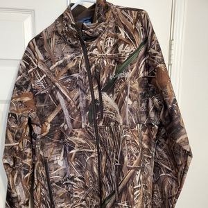 Camo Columbia SOFTSHELL jacket